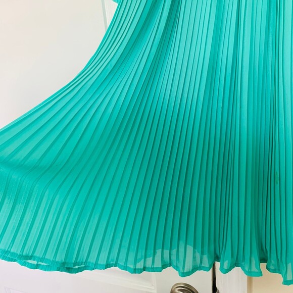 Lulus As You Swish Pleated Mint Green/Teal Dress | Size: Medium - Picture 6 of 11